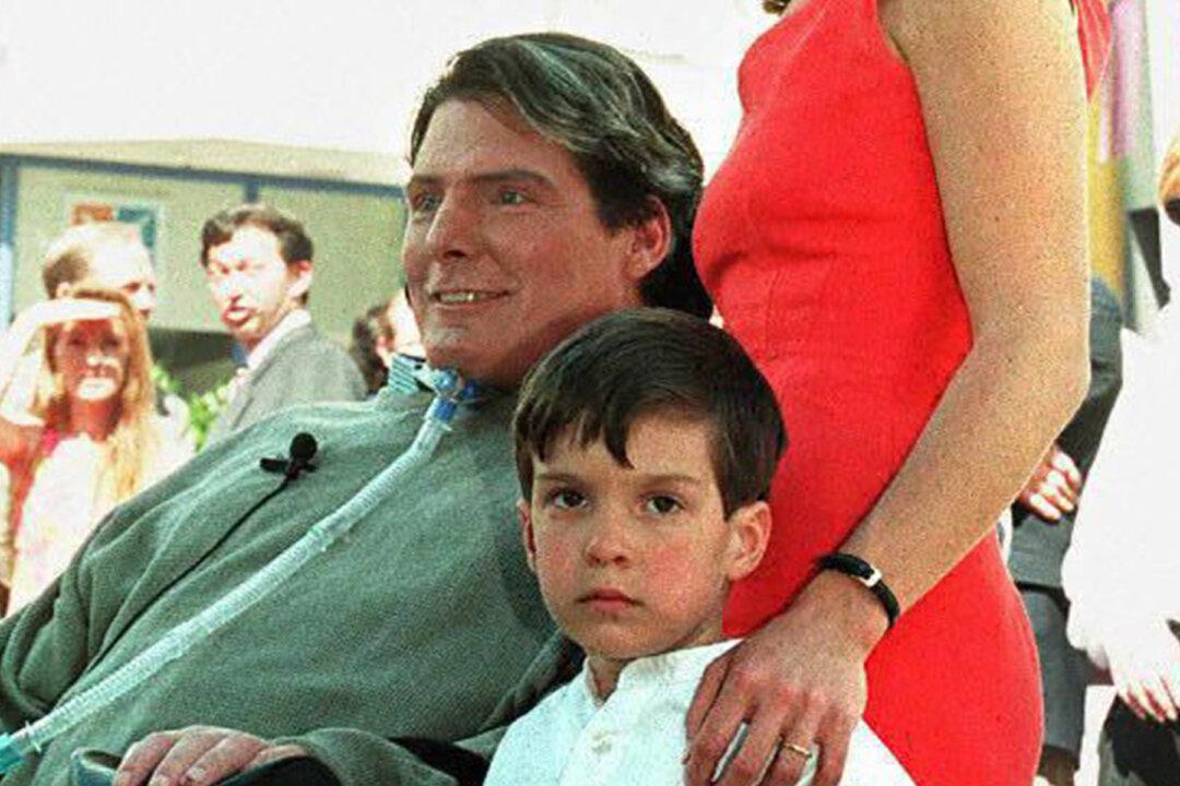 Christopher Reeve’s Son, Will, Is All Grown Up and Looks Just Like His Superman Dad