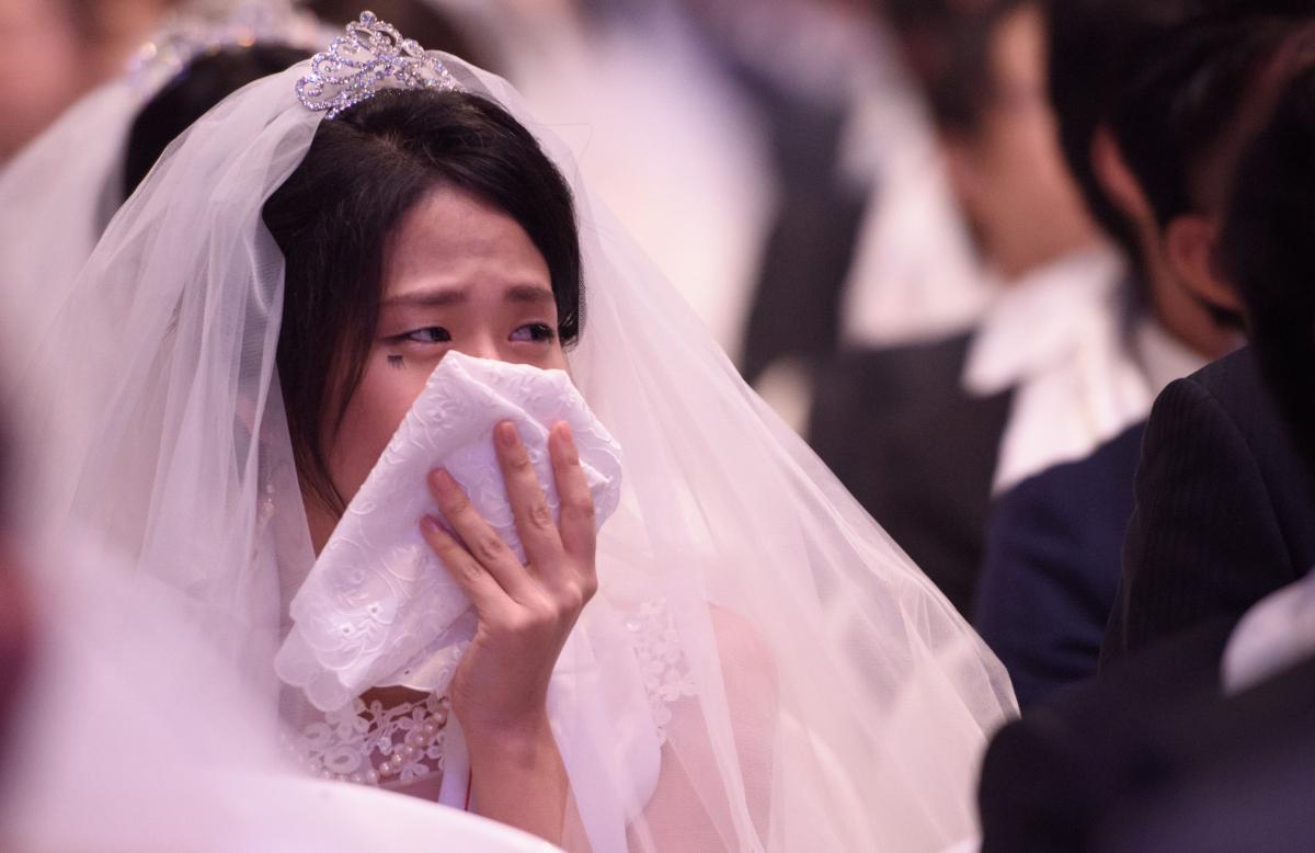 Ex-Girlfriend Crashes Wedding While Wearing Own Wedding Dress