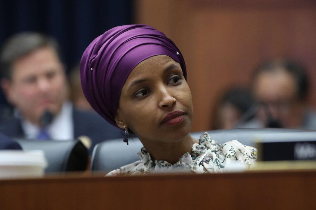 White House: Trump Wishes ‘No Ill Will’ With Tweet on Omar, Is Right to Condemn Anti-Semitism