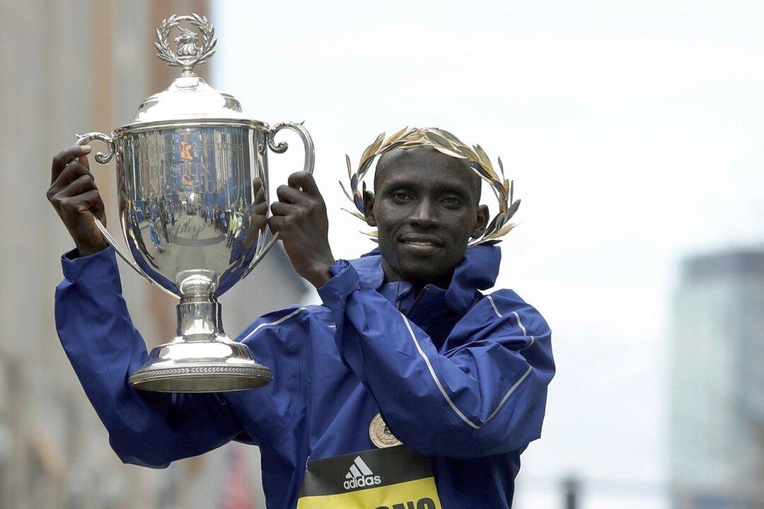 Kenya’s Cherono Wins Men’s Boston Marathon in Sprint to Tape