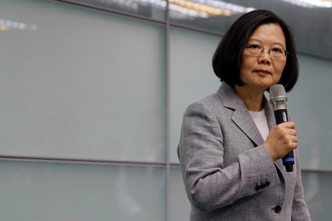 Taiwan President Says Chinese Drills a Threat But Not Intimidated