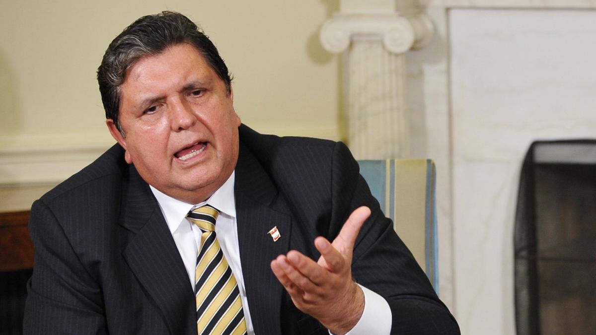 Peru’s Ex-President Alan García Shoots Himself Before Arrest