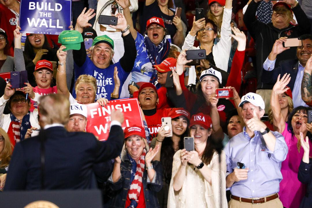 Hispanics to Become Largest Voting Minority by 2020