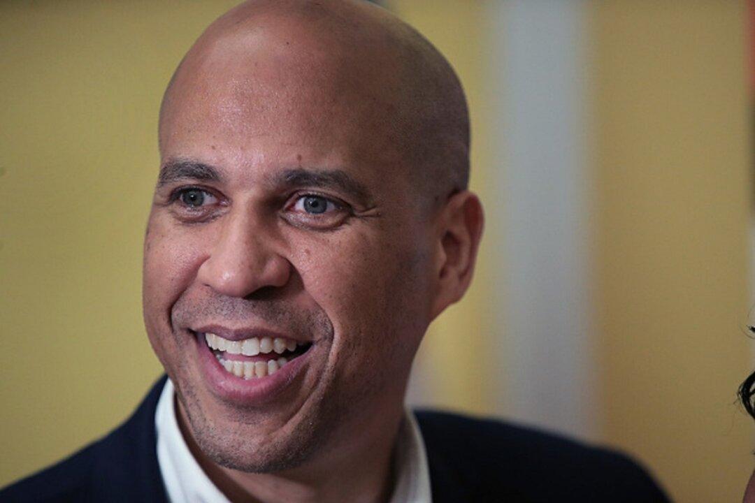 Sen. Booker Crosses Into Mexico to Help Escort Asylum-Seekers to US