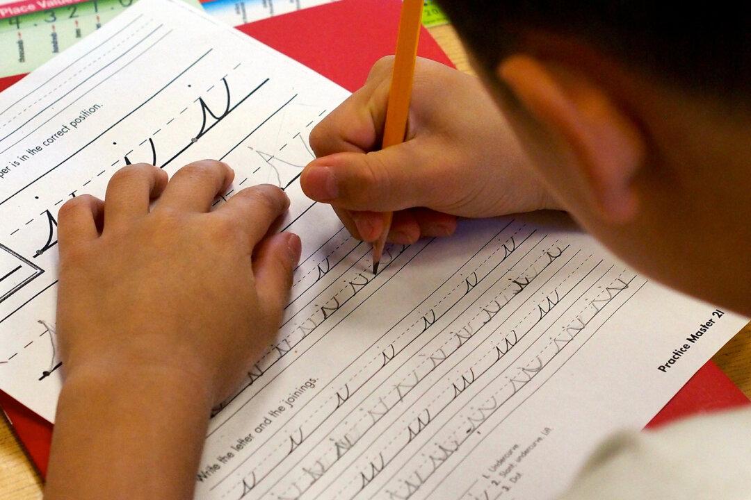 The ‘Lost Art’ of Cursive Handwriting Is Making a Classroom Comeback