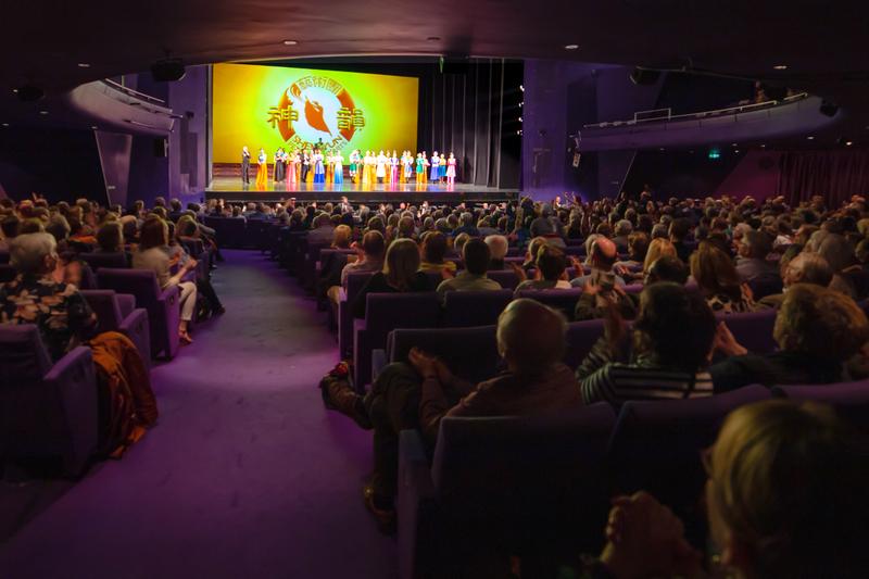 Theater Company Owners Inspired by Shen Yun