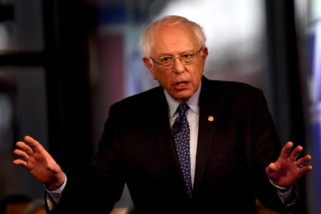 Bernie Sanders: Illegal Immigrants ‘Absolutely’ Covered in His Medicare for All Plan