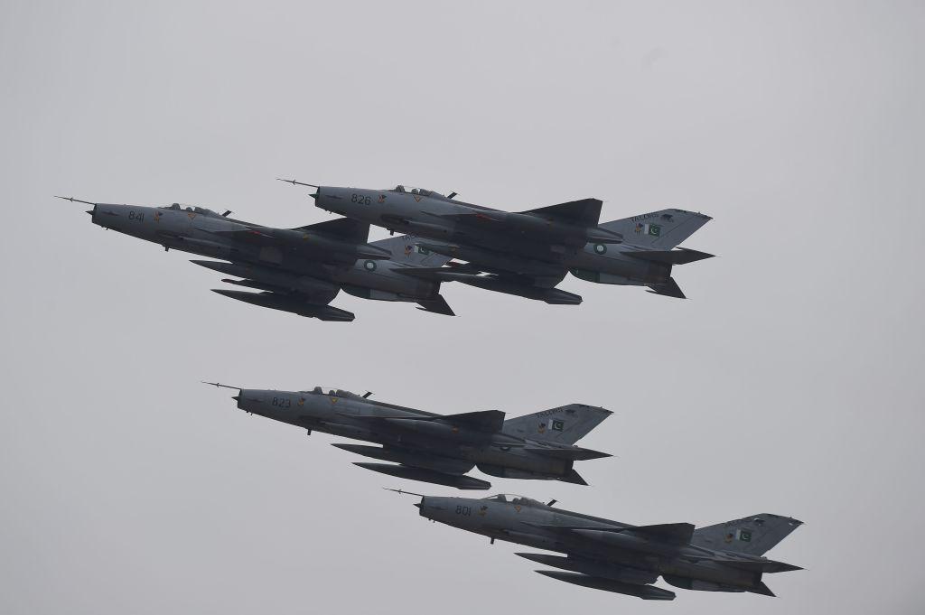 Russia Competes With China for Arms Sales to Pakistan