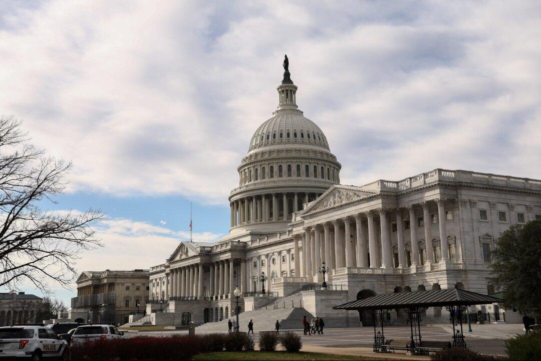 Congressman Finds the Presence of ‘God’ in Congressional Oaths Absurd, a ‘Sporadic Standard’