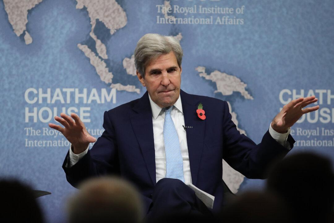 Presidential Envoy for Climate Kerry: Laid Off Oil and Gas Workers Can Work on Solar Panels