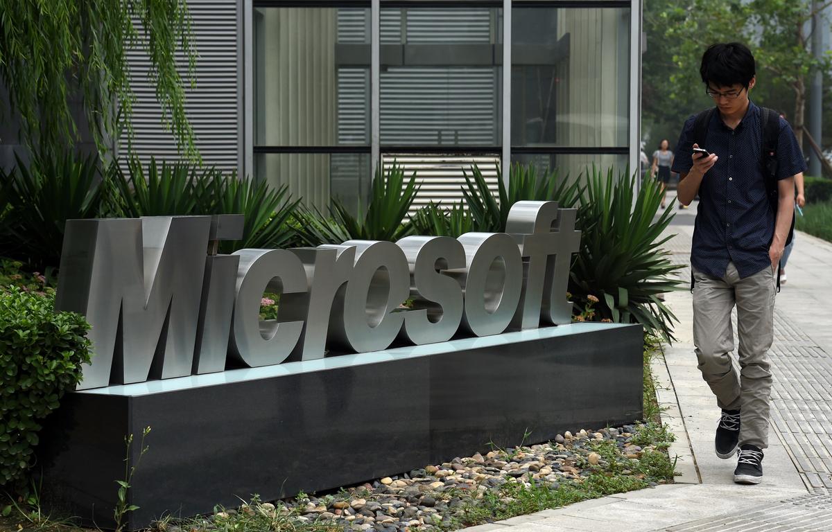 Microsoft Workers Join China’s Debate Over Grueling Workweek
