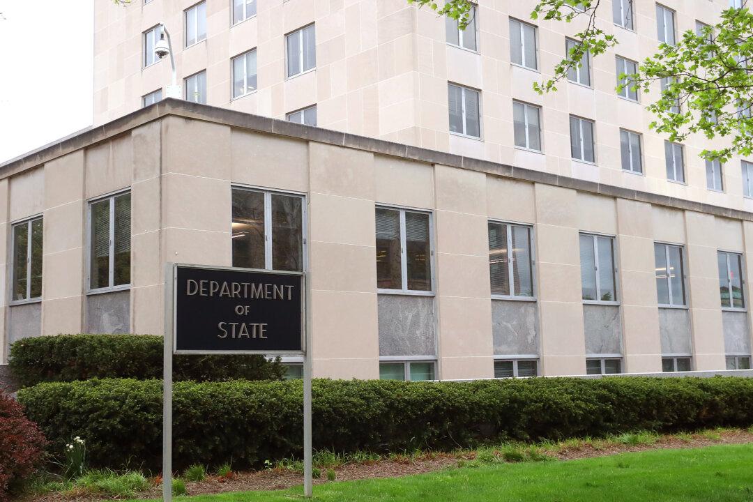 Former US State Department Employee Pleads Guilty to Conspiring with Chinese Spies