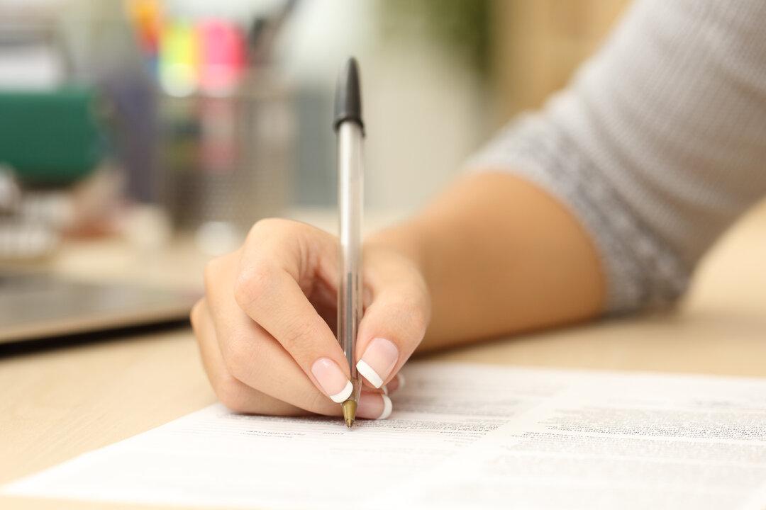 PISA Scores: American 15-Year-Olds Among the Best at Reading, the Worst at Math in Developed Countries