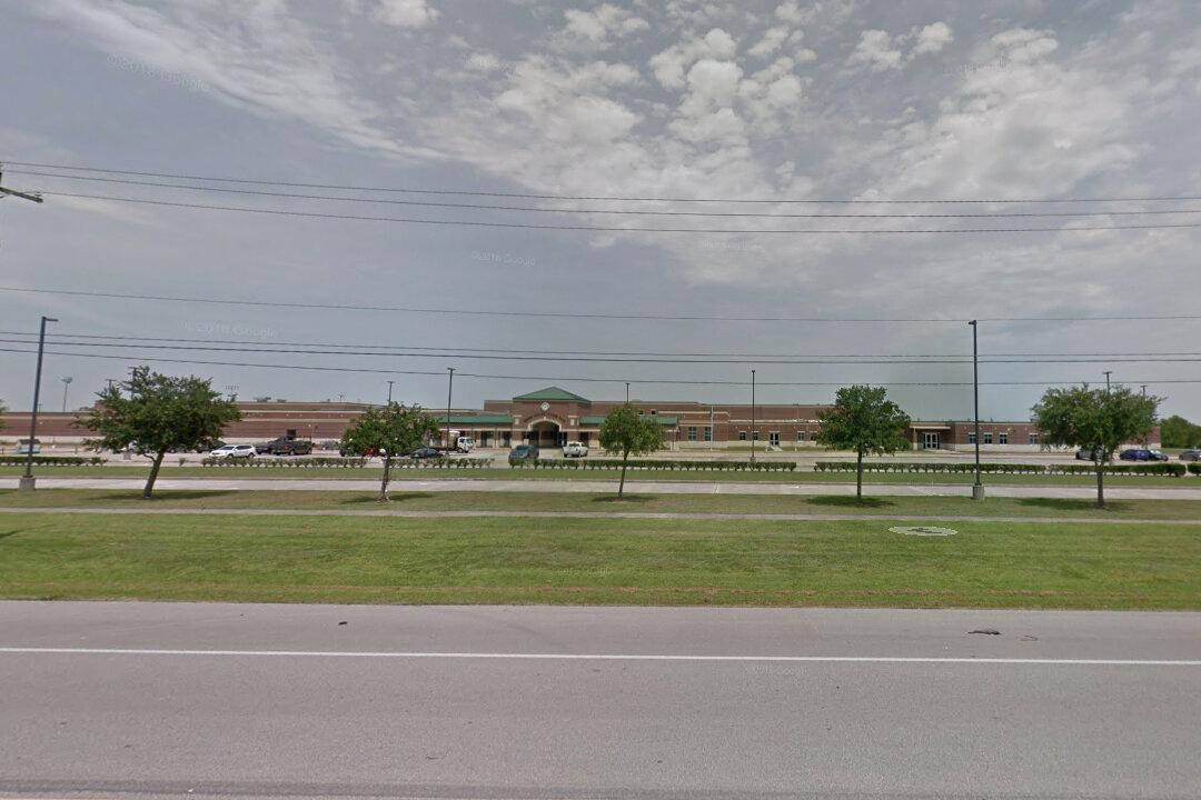 Texas School Board Apologizes After Administrator Colored in Boy’s Shaved Head With Marker