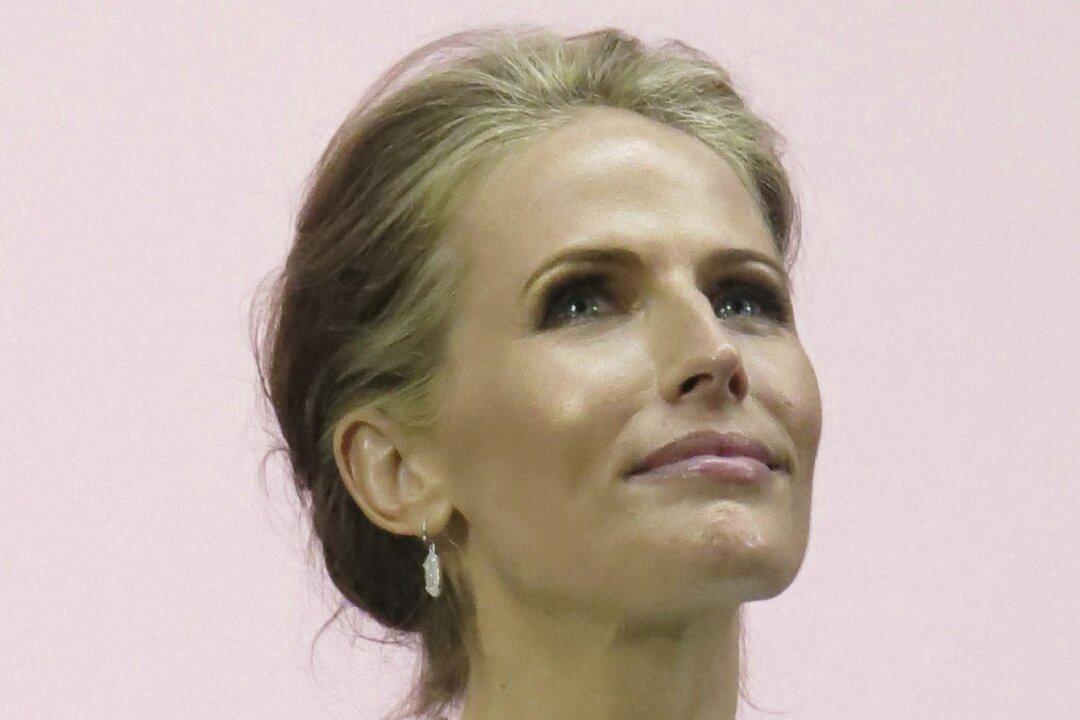 Actress Stefanie Sherk Died by Suicide, Multiple Causes of Death: Reports