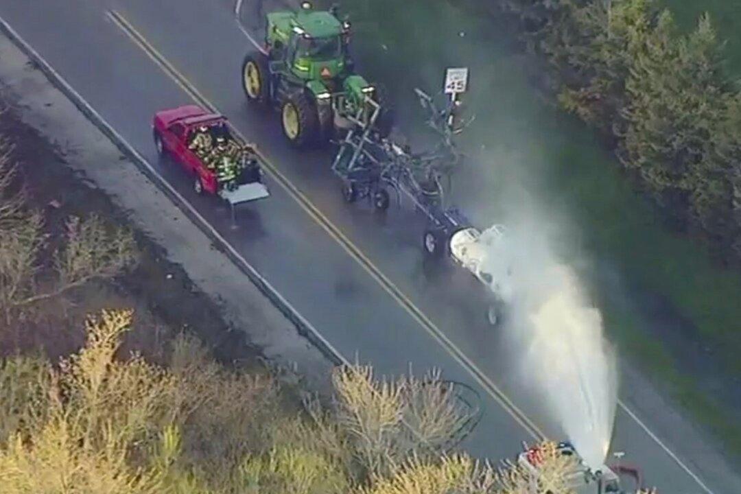 37 Hurt, Including 7 Critical After Chicago-Area Gas Leak