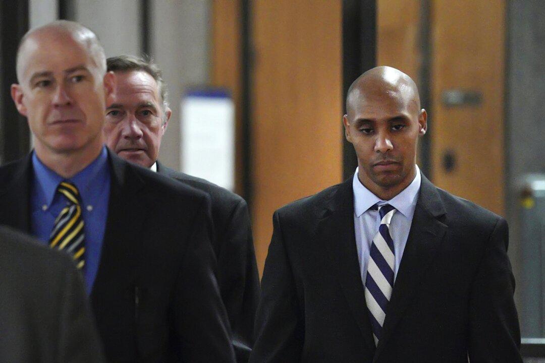 Police Officer Who Shot Woman to Death Sentenced, Apologizes in Court