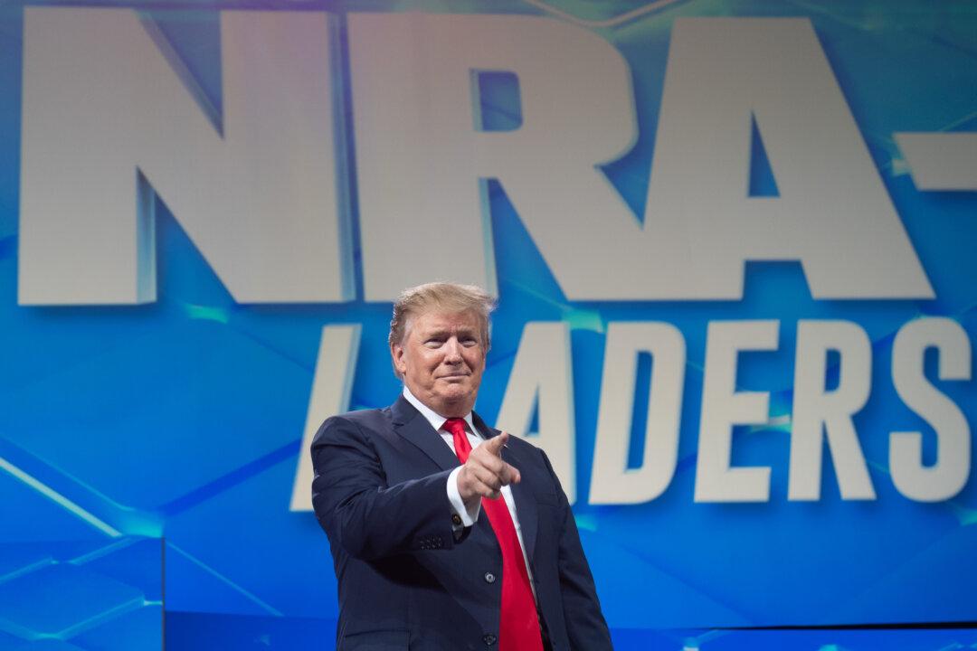 President Trump Withdraws From UN Arms Trade Treaty at NRA Convention