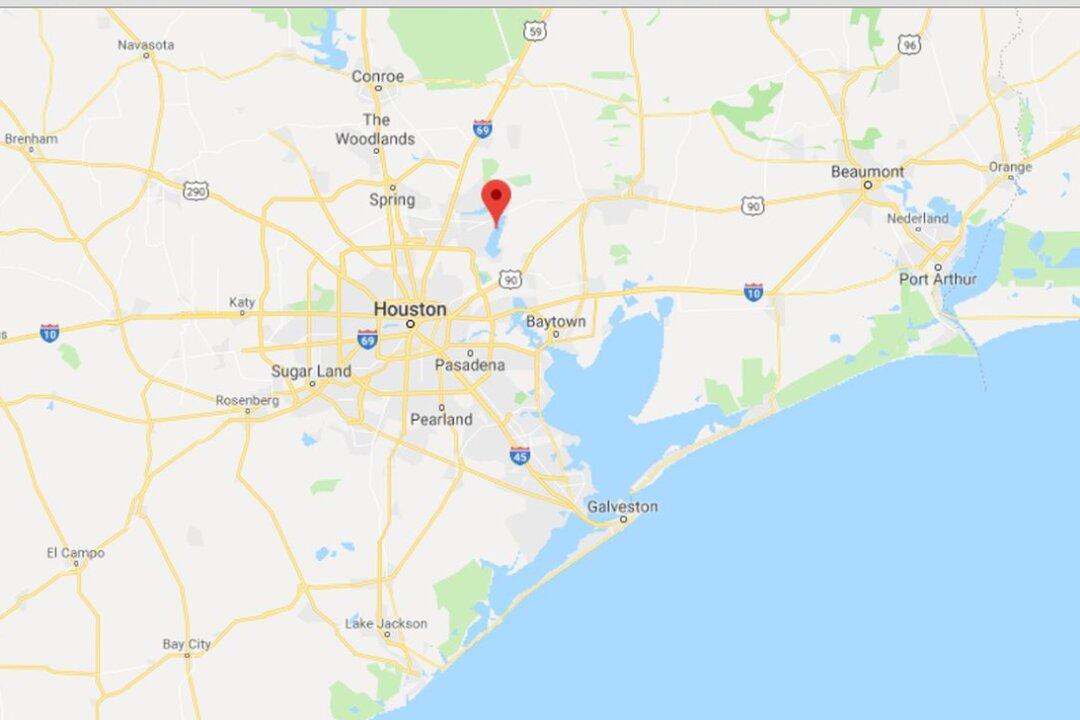 Couple Gets Threats Over Their Home Color