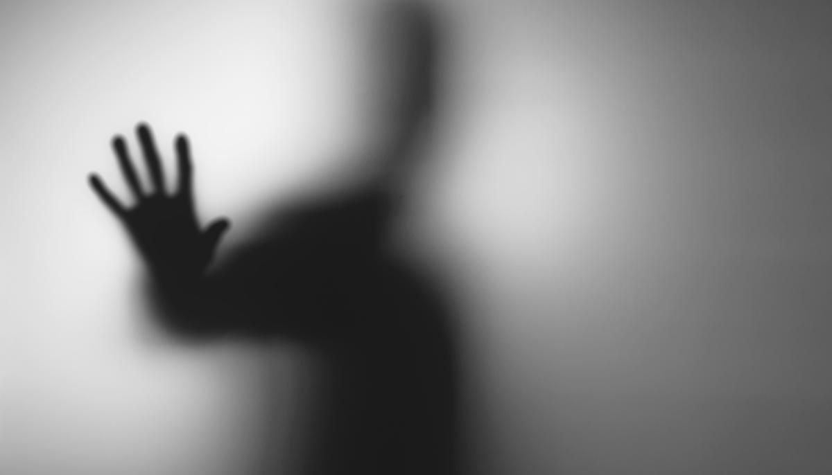 Kitchen CCTV Sends Alert Text, Then Mom Spots ‘Ghost’ in the Footage