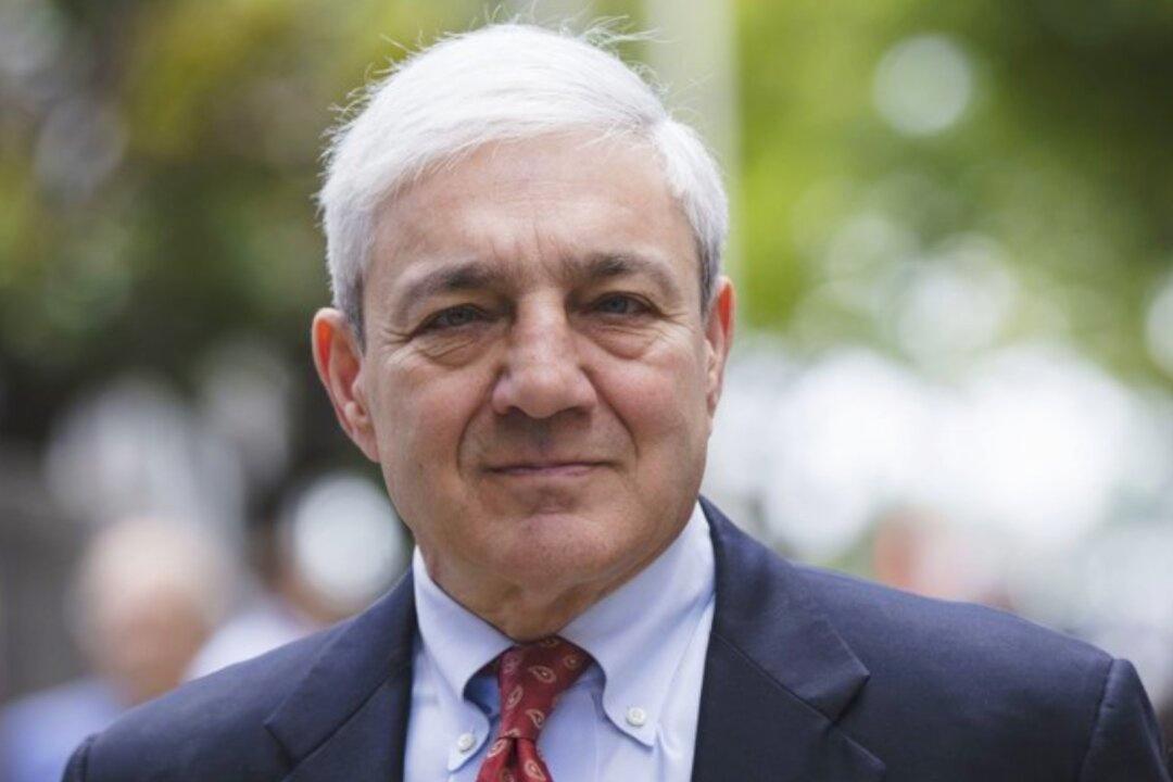 Judge Throws out Ex-Penn State President’s Conviction