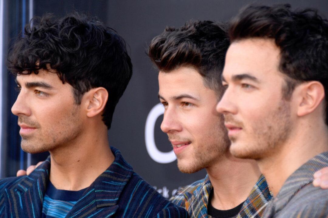 Kevin Jonas Undergoes Surgery to Remove Cancerous Mole