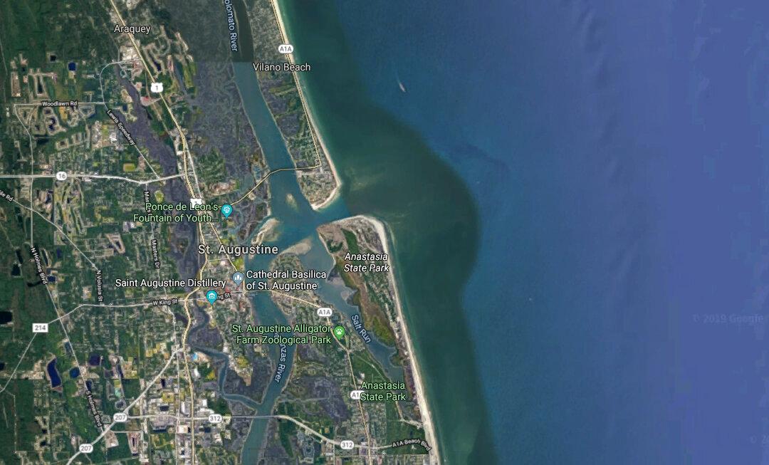 Stranded Swimmers Who Turned to Prayer 2 Miles Offshore Rescued by Boat Named ‘The Amen’