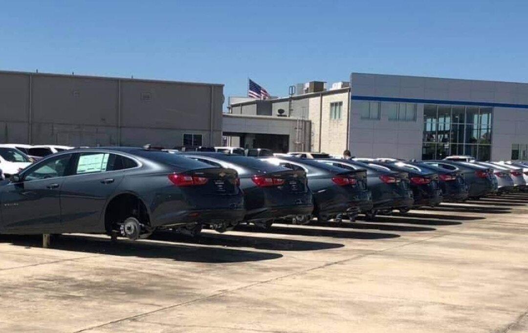Thieves Steal Wheels and Tires From Dozens of Vehicles on Louisiana Dealer Lot