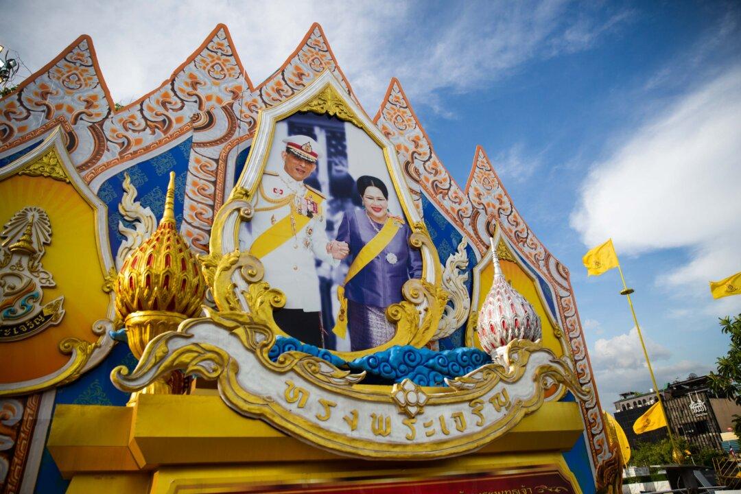 Thai Influencers Arrested for Allegedly Insulting Monarchy in Adverts