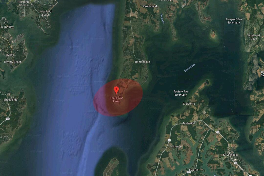 Helicopter Crashes in Maryland, 2 People Reported Missing