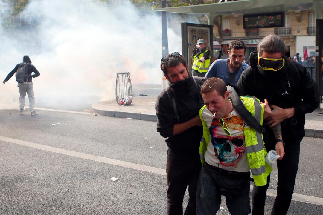 Paris Officials Question 30 Over May Day Ruckus at Hospital