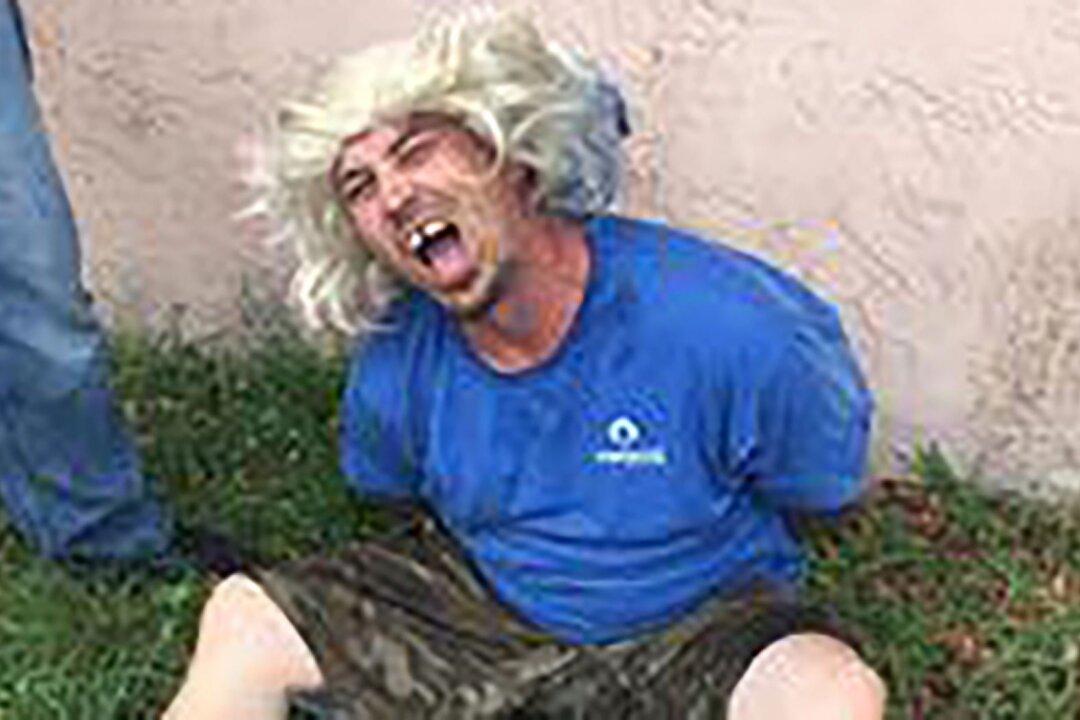 Sheriff’s Advice to ‘Hideous’ Wig-Wearing Florida Man Goes Viral