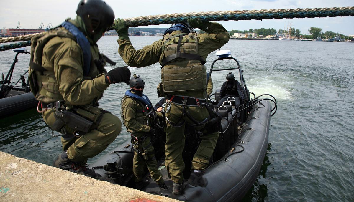 Last Remaining Member of First-Ever Navy SEAL Team Turns 94, Recounts ‘Top-Secret’ Missions