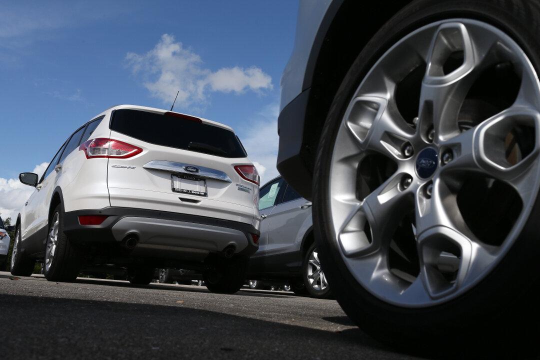 Driver Hits Pedestrian, Backs Up, Only to Run Over Her: Video
