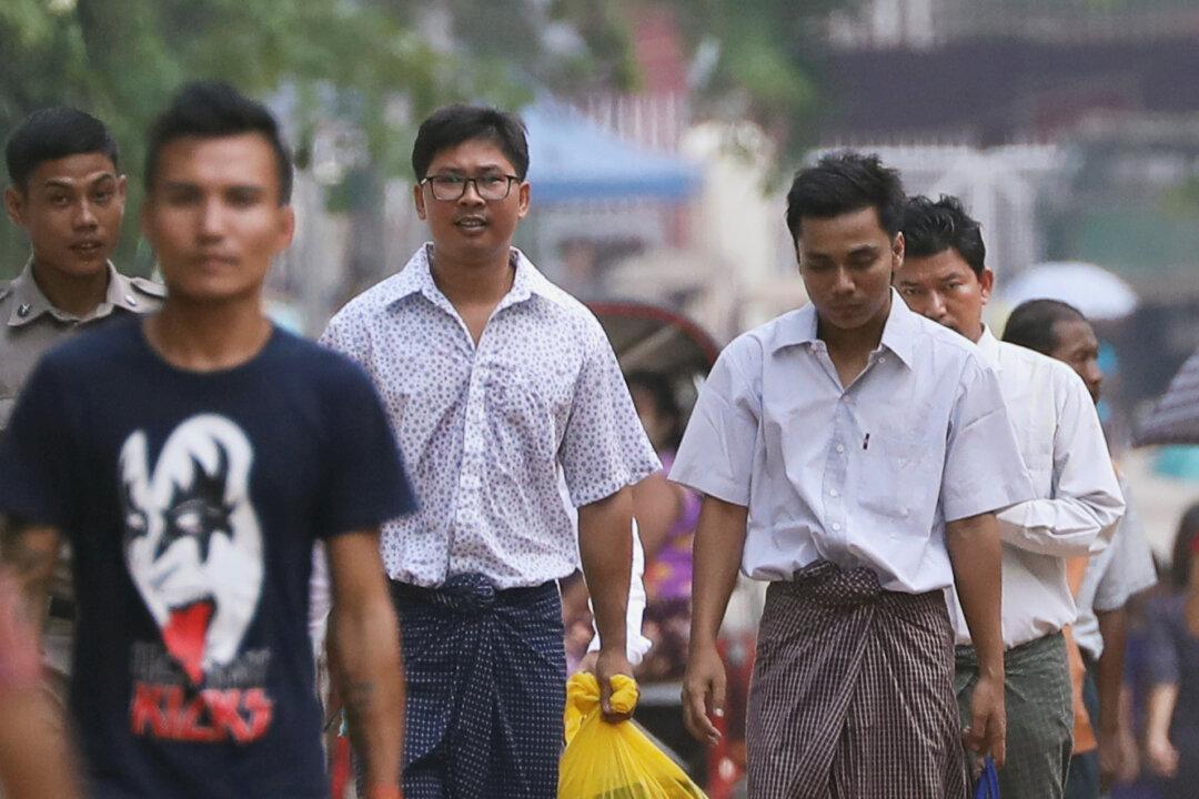Reuters Reporters Jailed in Burma Freed From Prison