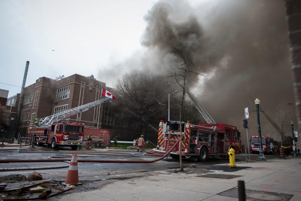 Huge 6-Alarm Fire at Toronto School Forces Evacuation of Nearby Schools, Homes