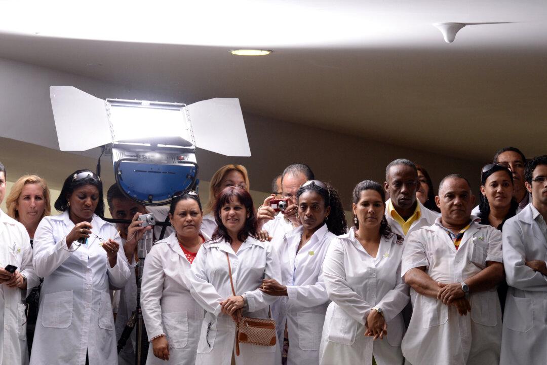 Senators Urge Pompeo to Move Against Cuba’s Doctor Trafficking