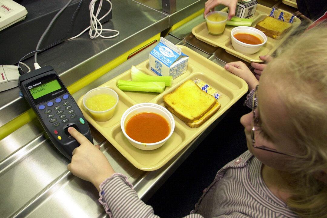 School District Changes Cold Sandwich Policy After Backlash