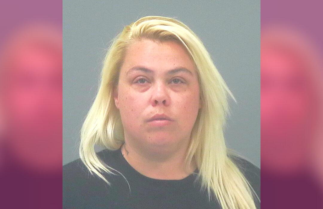 Florida Mother Charged With Neglect After ‘Hundreds of Bugs’ Crawl out of Daughter’s Backpack: Reports