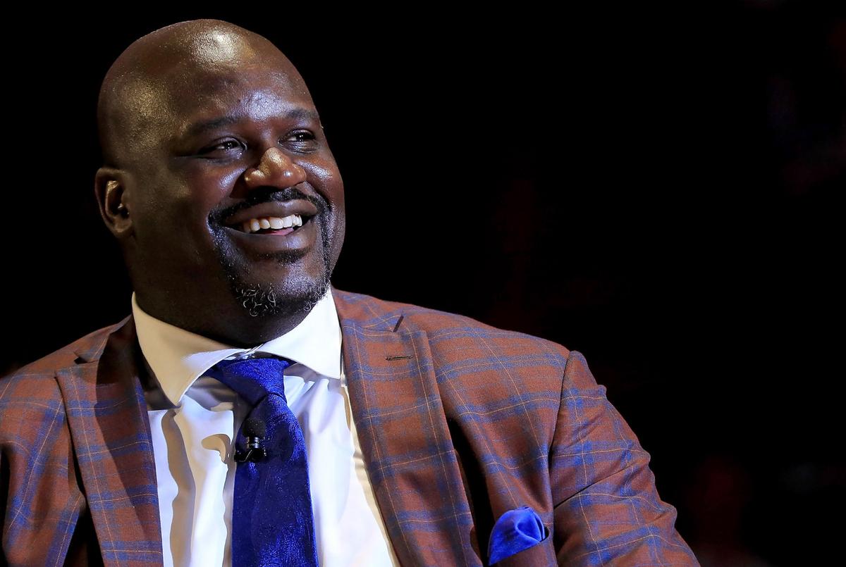 13-Year-Old With Size 18 Feet Couldn’t Afford Shoes, But Then Shaq Shows up After Seeing His Mom’s Online Post
