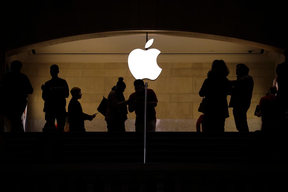 Supreme Court Allows Class-action Against Apple Over iPhone Apps to Proceed