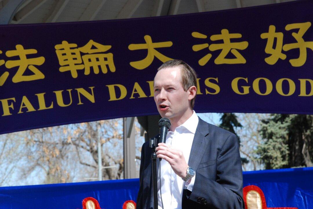 Falun Dafa Day: ‘Truthfulness, Compassion, Forbearance Will Always Prevail,’ Says MP