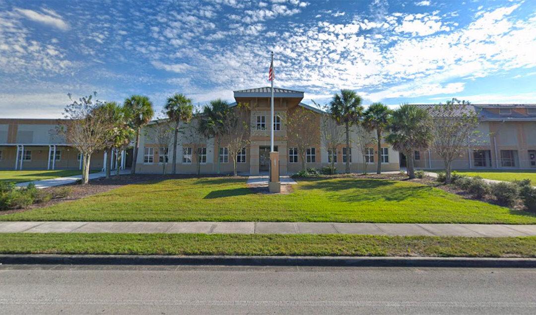 Teen Retells Terrifying Approach From a Male Driver With a Camera