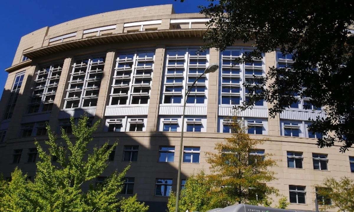 Authorities to Cut Out a Wall to Transport 900-Pound Man to Court in Cocaine Conspiracy Case