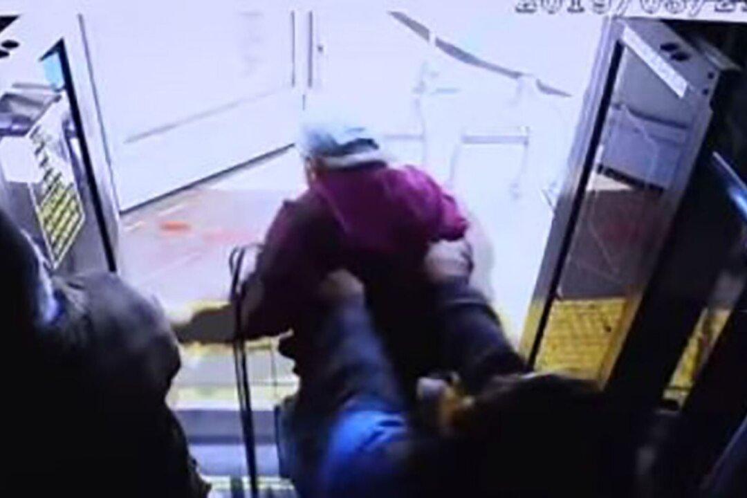 Las Vegas Police Release Video of Elderly Man Pushed Off Bus To His Death