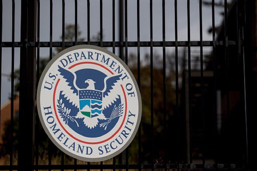 Homeland Security Cited Inaccurate Allegation to Censor Journalist Reid Epstein