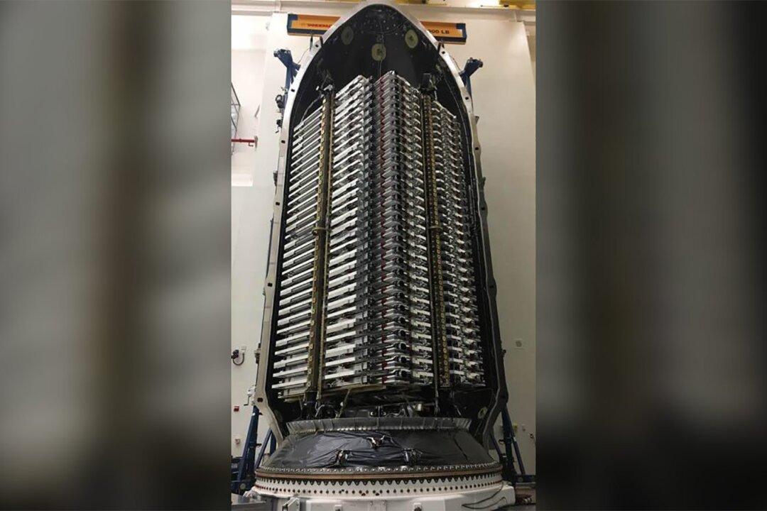 SpaceX Will Launch Its First 60 Satellites to Deliver Internet From Space
