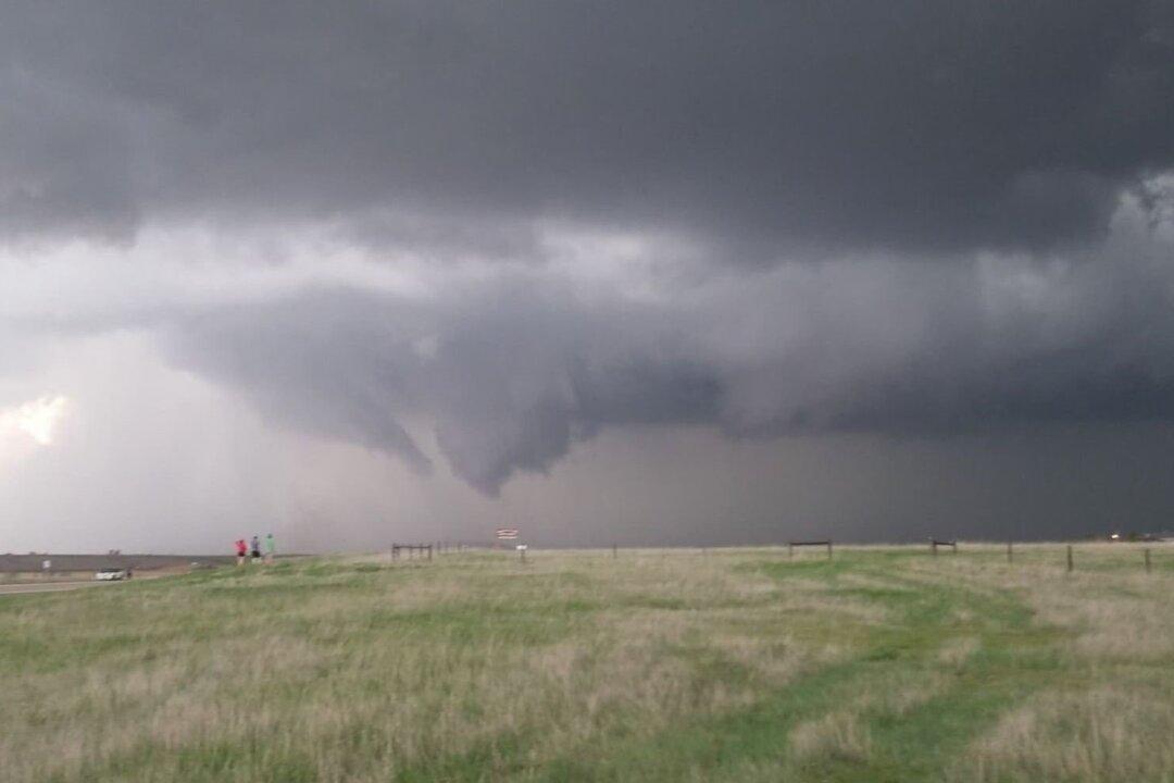 50 Million Under Threat of Severe Weather as Hail, Rain and Tornadoes Move East