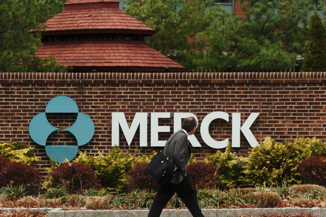 Teen Suffers From Autoimmune Disease After Taking HPV Vaccine, Lawsuit Filed Against Merck