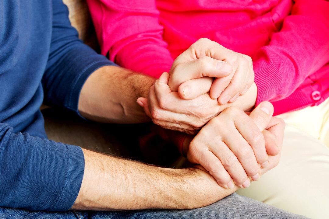 18 Years After She Gave Him Up, Son Crashes Mom’s Birthday Party for Surprise Reunion